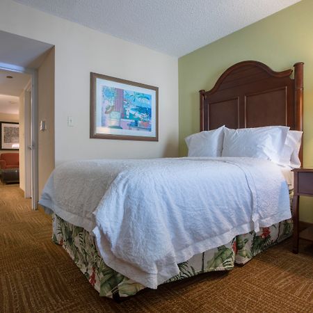 Hampton Inn & Suites San Juan Carolina Exteriör bild