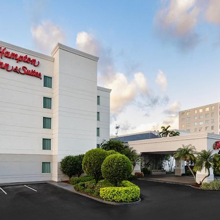Hampton Inn & Suites San Juan Carolina Exteriör bild