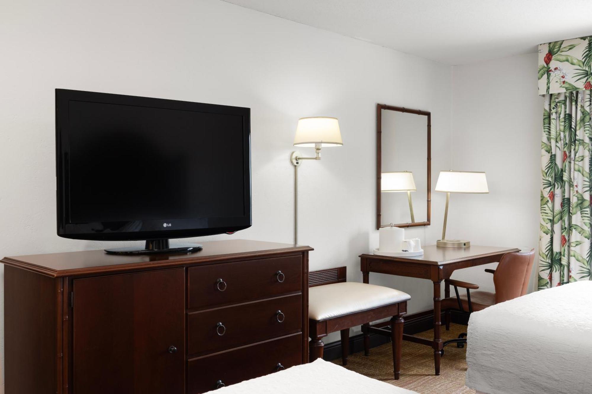 Hampton Inn & Suites San Juan Carolina Exteriör bild