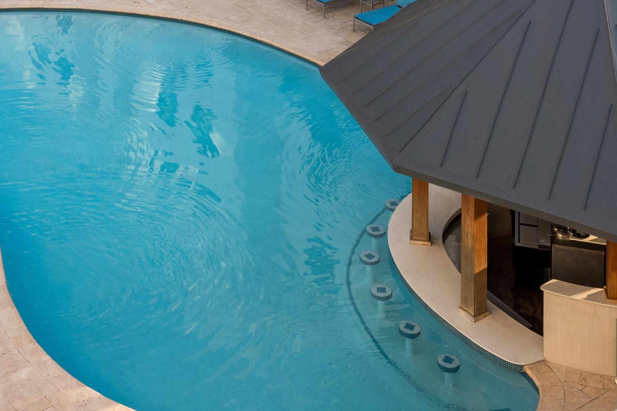 Hampton Inn & Suites San Juan Carolina Exteriör bild
