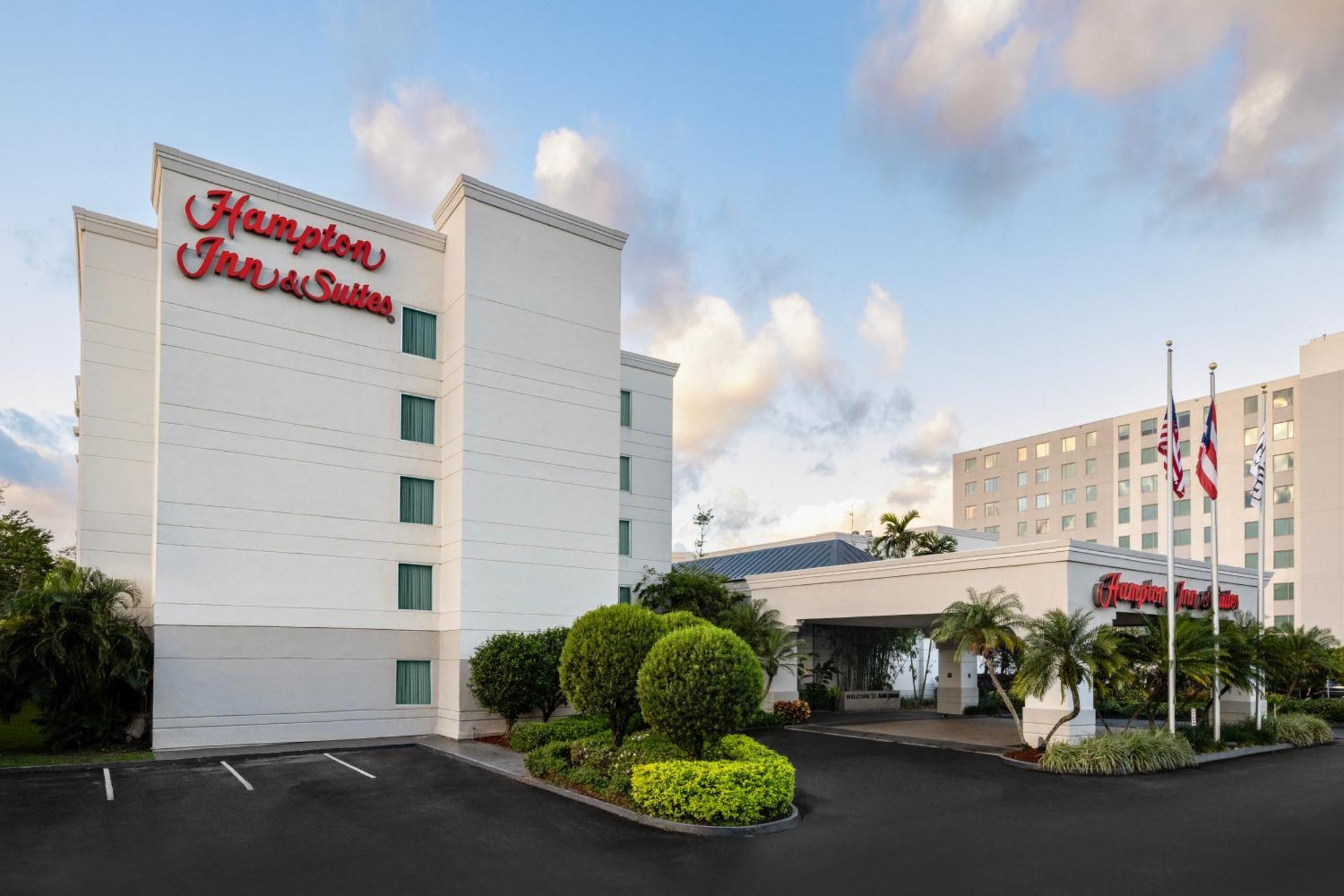 Hampton Inn & Suites San Juan Carolina Exteriör bild