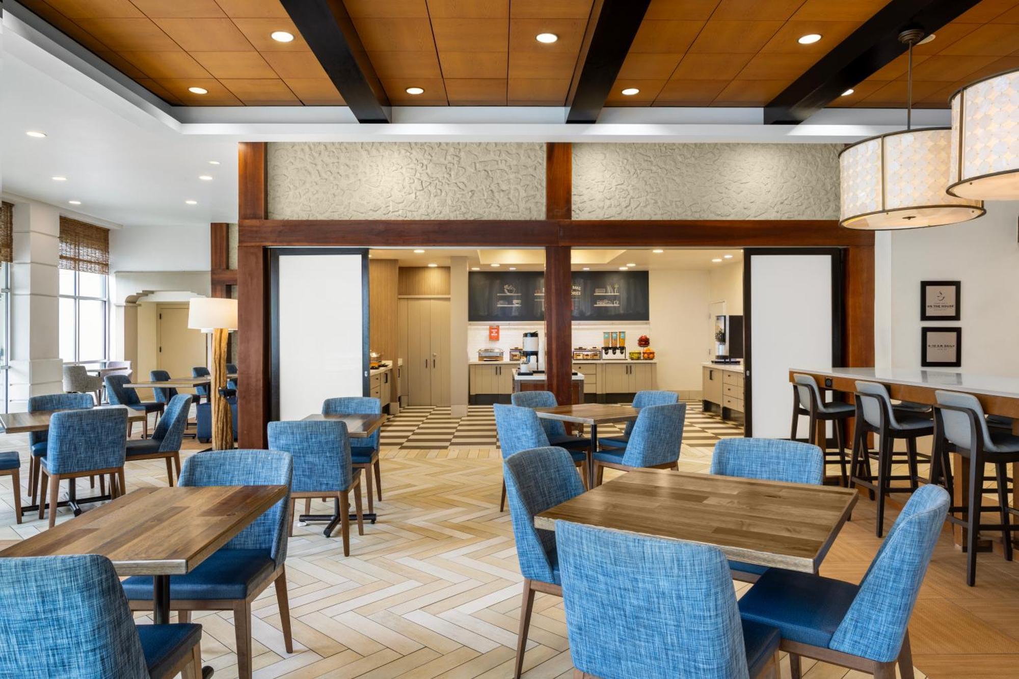 Hampton Inn & Suites San Juan Carolina Exteriör bild